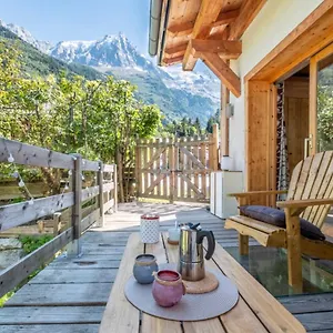 Chalet Superb Chalet With Balcony In France